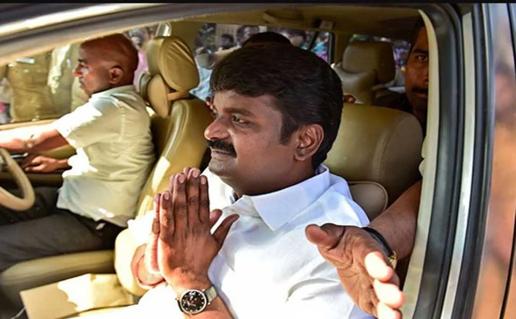 tamilnadu health minister vijaya baskar personal assistant incident 